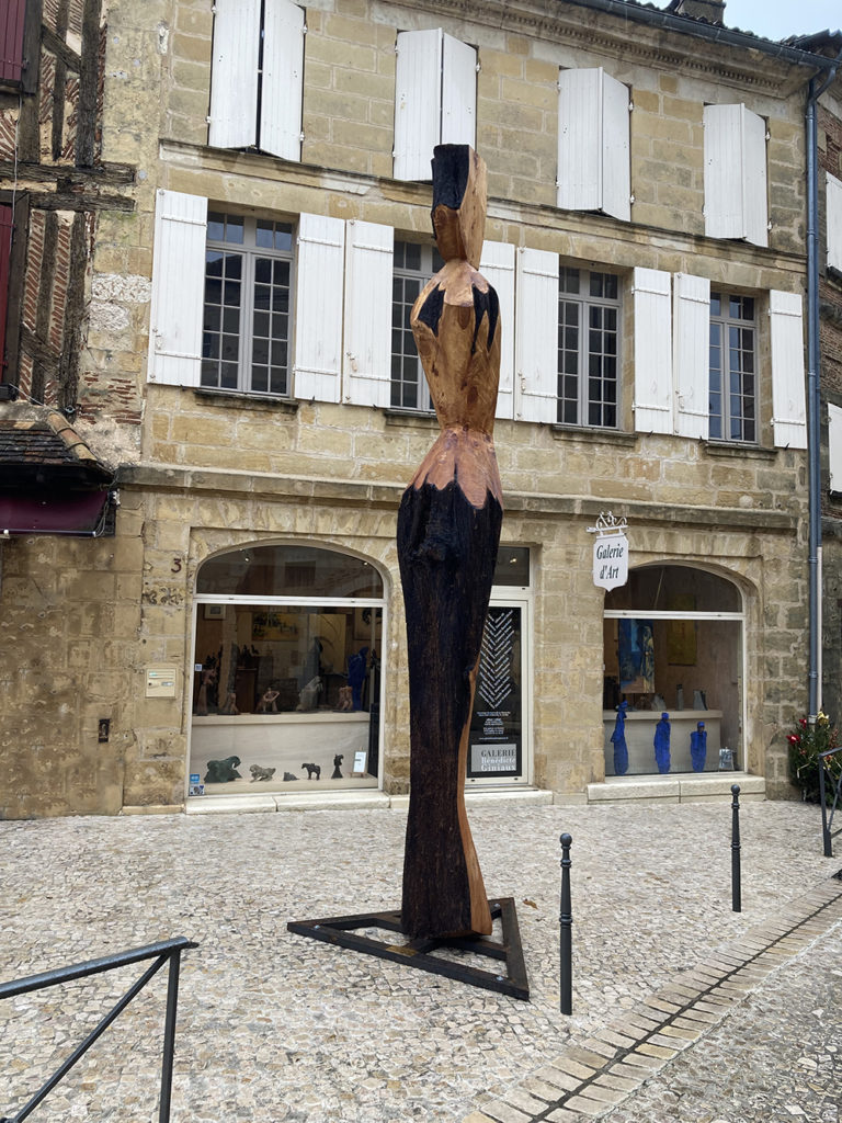 Grande sculpture en bois de Yann Eric Eichenberger